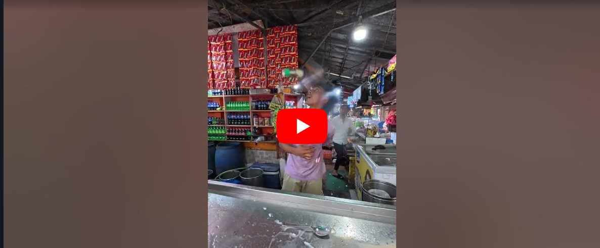 Bebida Loca En La India – @Hugh Abroad